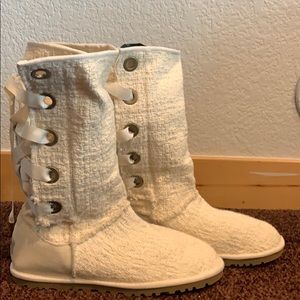 UGG Knitted boots with ribbon tie back